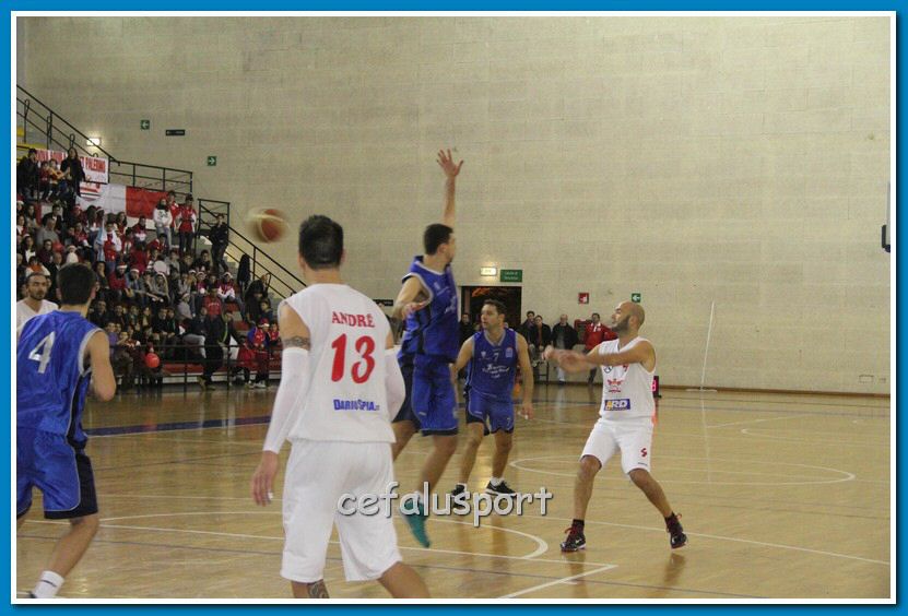 121223 Aquila 447_tn.jpg